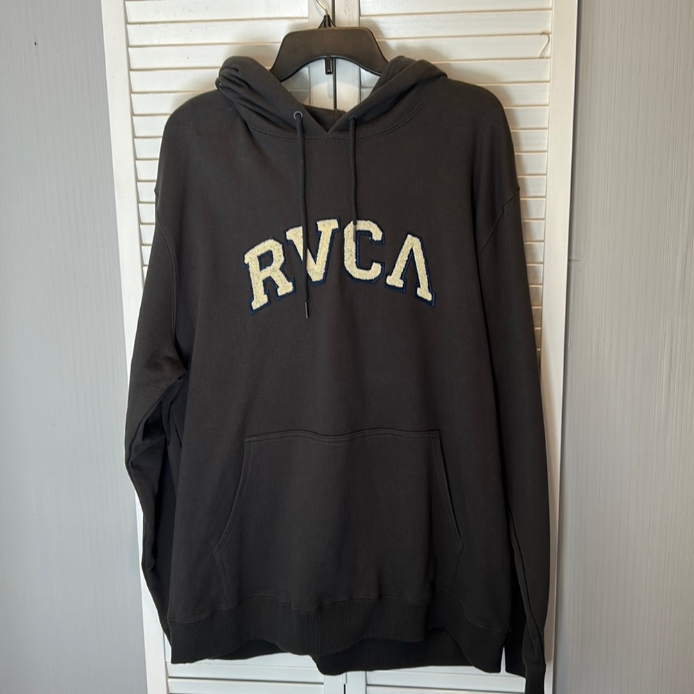 Men’s RVCA Concord Appliqués Pullover Hoodie